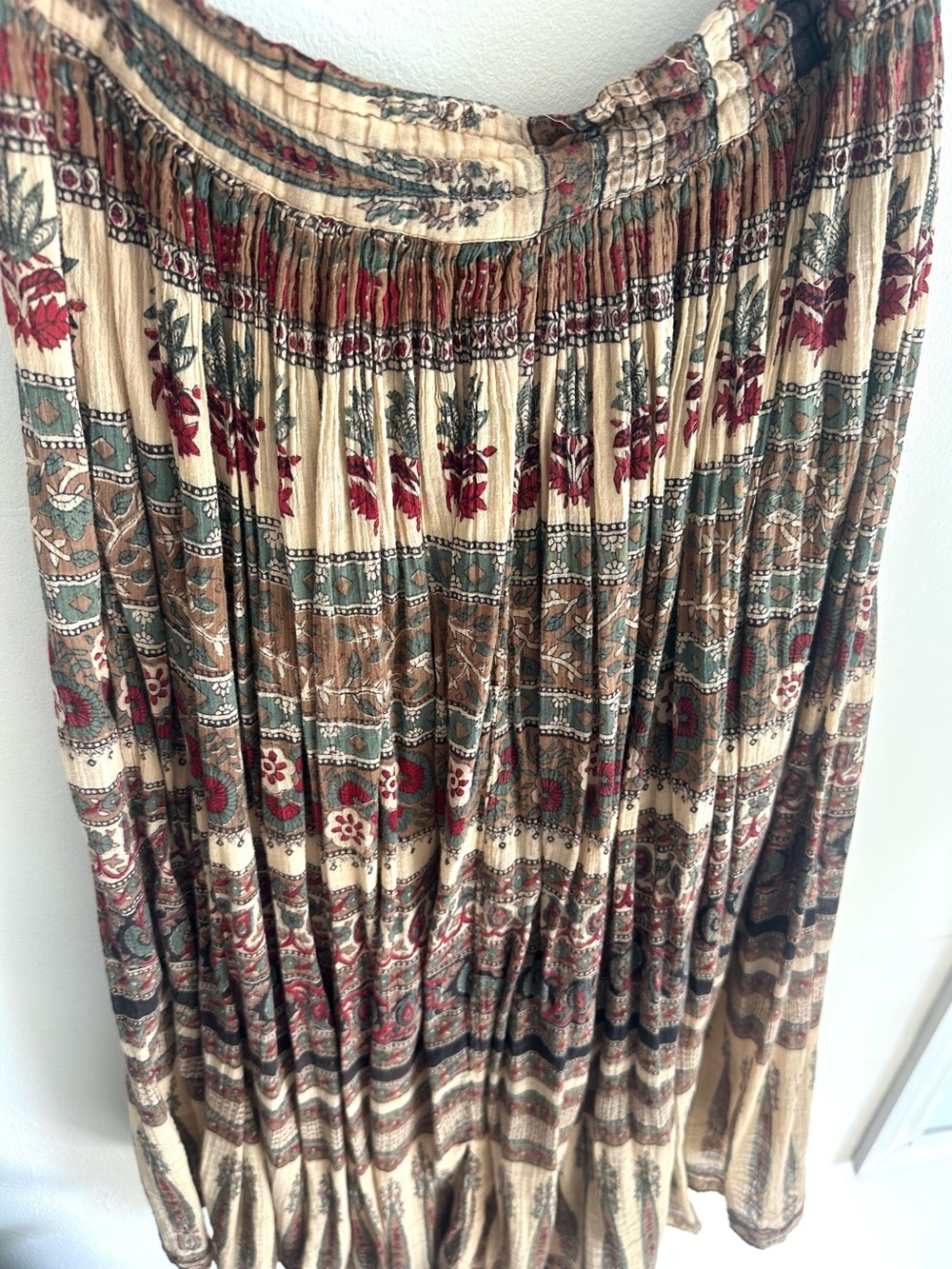Vintage Boho A-Line Maxi Skirt in Beige, Dark Brown & Burgundy Women’s M/L